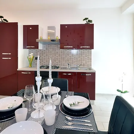 Apartment Sweet *